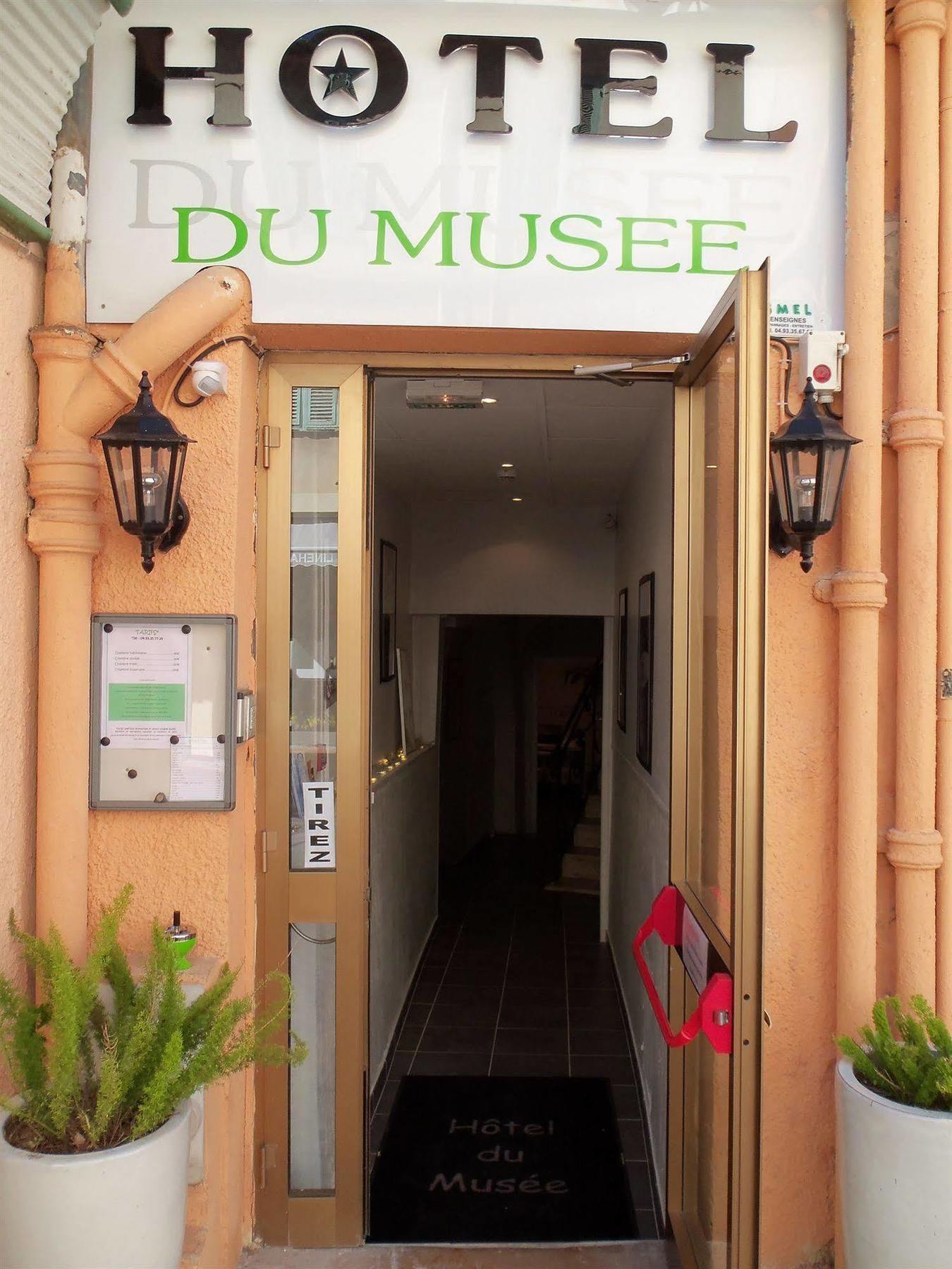 מנטון Hotel Du Musee מראה חיצוני תמונה